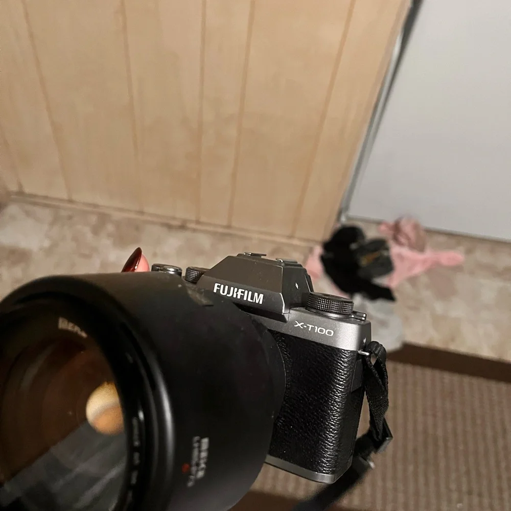 Fujifilm X-T100 Black and Silver Camera